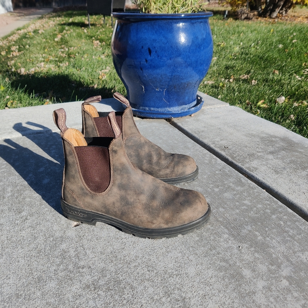 Blundstones